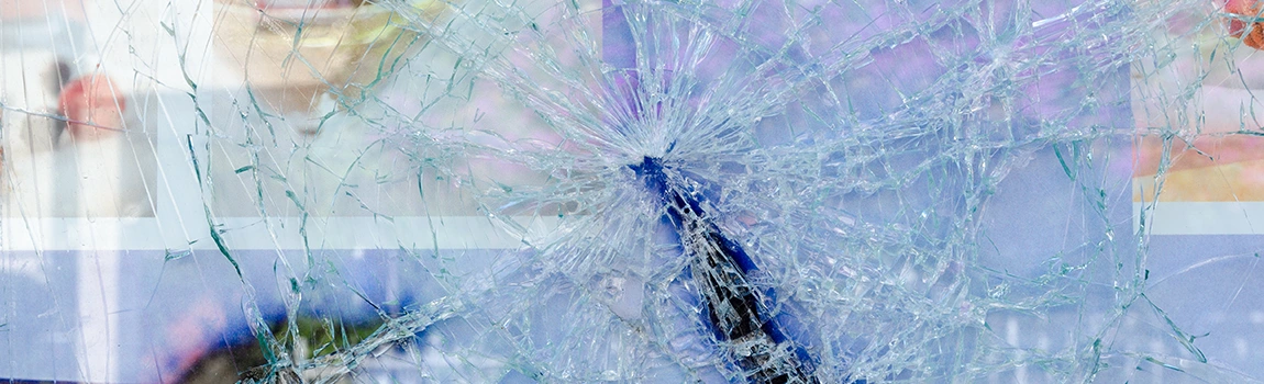 Window Broken Glass Repair in Florida Ridge, FL