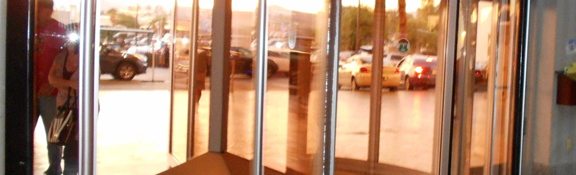 Storefront Glass Repair Cost in Florida Ridge, FL
